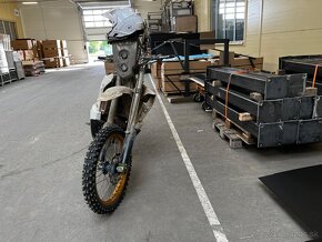 Rozpredám Husqvarna 701 enduro na ND. - 2
