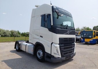 Volvo FH 13 Globetrotter XL 460 I-SA nafta 345 kw - 2