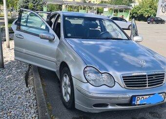 Mercedes Benz C200 - 2