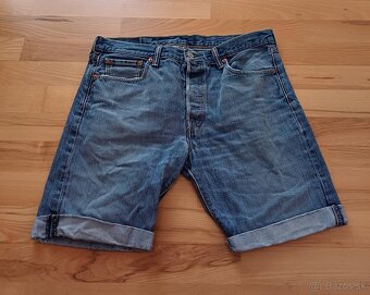 Levis modré - 2