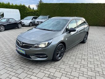 Opel ASTRA 2020 Benzín - 2