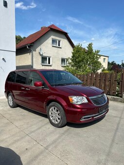 2015 Chrysler Town Country Limited Koža 7 miest - 2