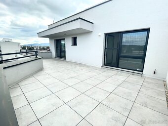 Prenajom 2i byt TN - novostavba, terasa, parking, nadstandar - 2