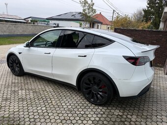 Tesla Model Y Performance Dual Motor - 2