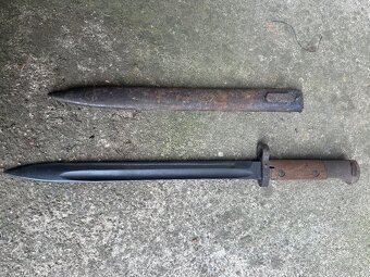 Bodák na zbraň s púzdrom - 2