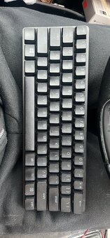 Razer Huntsman Mini - 2