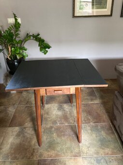 Predám rozkladací stôl - 2