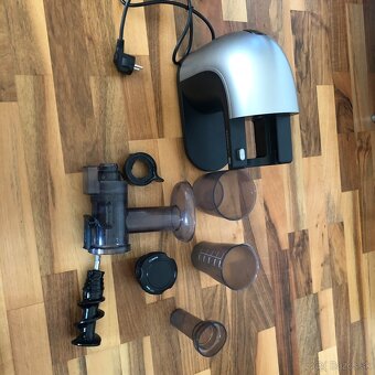 Odšťavovač slimákový - 2