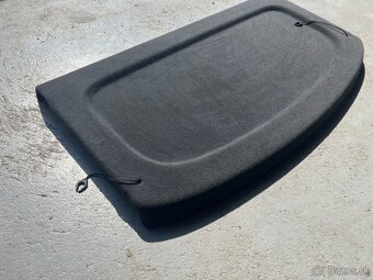 Predám plato kufra do VW Tiguan 2008-2015 - 2