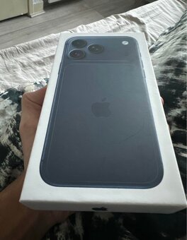 Iphone 17 pro max - 2