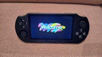 predám hraciu konzolu to ruky - 2