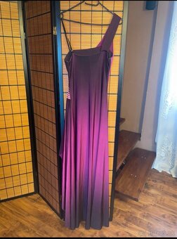 Spoločenské/večerné šaty - 2