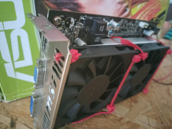 MSI_RADEON_HD6670[1GB] - 2