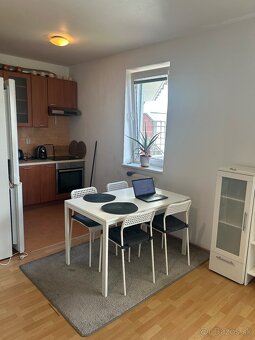 2-izbový byt Bratislava-Lamač - 2