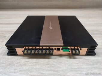 Autozosilňovač U Dimension - 2