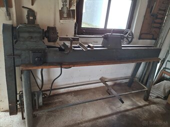 Sústruh na drevo - 2