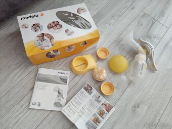 odsavačka mlieka - MEDELA - 2