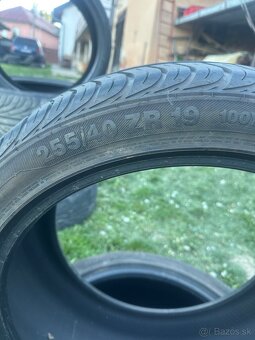 Letne pneu 255/40 r19 - 2