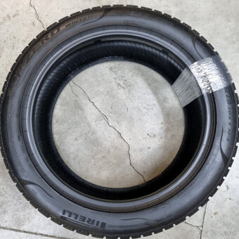 Zimné pneumatiky 255/45 R19 PIRELLI - 2