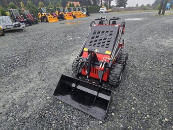 Mininakladač SLZ323TZ - 2