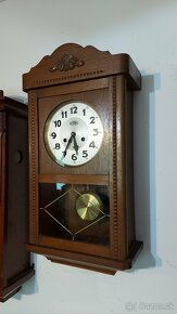 Predám funkčné nástenné hodiny Schwarzwalder EKA polbicie dv - 2