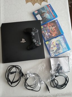 PS 4 Pro 1 TB - 2