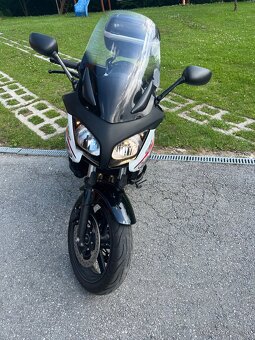 Predam hondu CBF 600 - 2