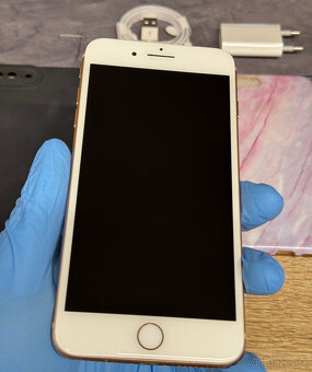 Apple iPhone 8 Plus 64 GB Gold / nová batéria - 2