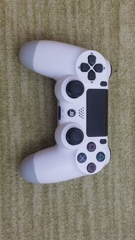 PS4 ovládač fake - 2