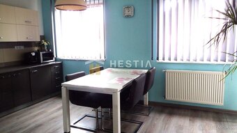 ZNÍŽENÁ CENA Veľký rodinný dom s pozemkom 930 m2 Kuklov - 2