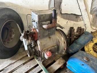 Motor Zetor 25 - 2