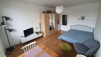 Skalica-Na Prenájom-Zariadená Garsónka s Balkónom-400€ - 2