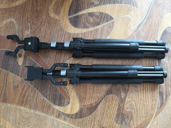 2x Gitarový stojan König & Meyer (K&M) Memphis Pro 17670 - 2