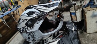 Motocross prilba UFO - 2