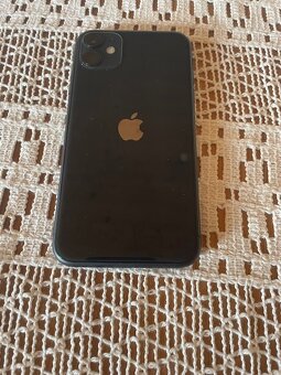 Krásny Iphone 11 64GB batéria 99 percent - 2