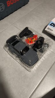 Autíčko na diaľkové ovládanie elektrické nové zabalené - 2