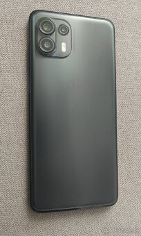 Motorola Edge 20 lite - ako nová - 2