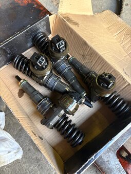 Rozpredam motor 1.9TDI 77kW BLS - 2