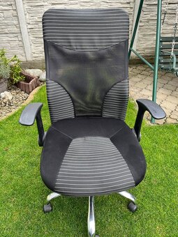 Kancelárska stolička - 2