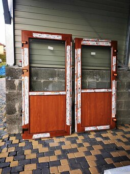 Vchodové plastové dvere - 2