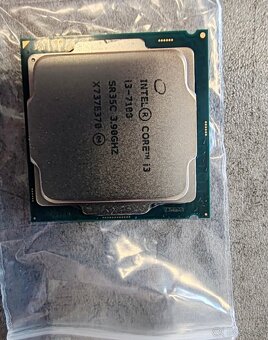 Predám Procesor i3-7100 LGA1151 - 2