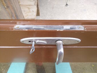 Predám dvere Masív -drevo - 2