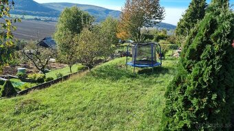 Zahrada so zahradnou chatkou - 2