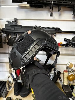 Airsoftova prilba - 2