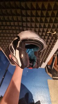 Shark helma - 2