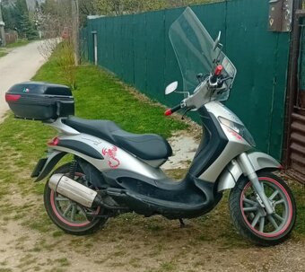 Predam skuter Piaggio Beverly 125 - 2
