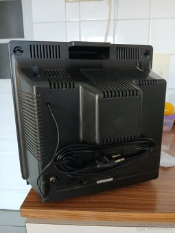 Tesla TV - na opravu - 2