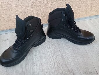 Policajná obuv - 2