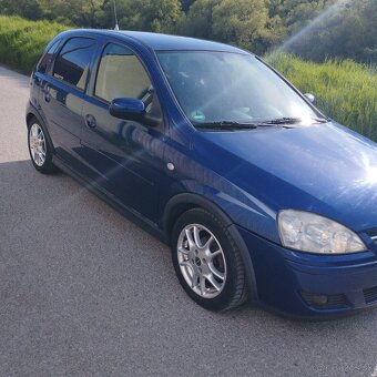 Opel Corsa 1;2 - 2