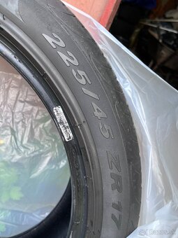 225/45 r17 Pirelli P zero nero - 2